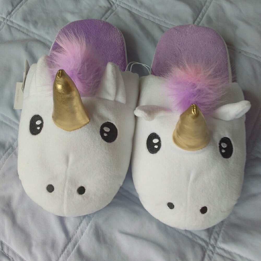 Slippers Unicorn with Shiny Horn and Fluffies